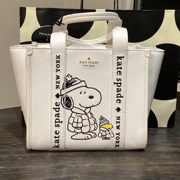 Peanuts x Kate Spade Handbags - Kate Spade X Peanuts White Snoopy Small Tote NWT